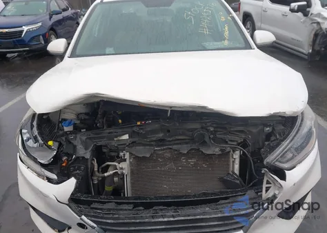 2018 Hyundai Accent Sel from USA, damaged, VIN 3KPC24A32JE026728